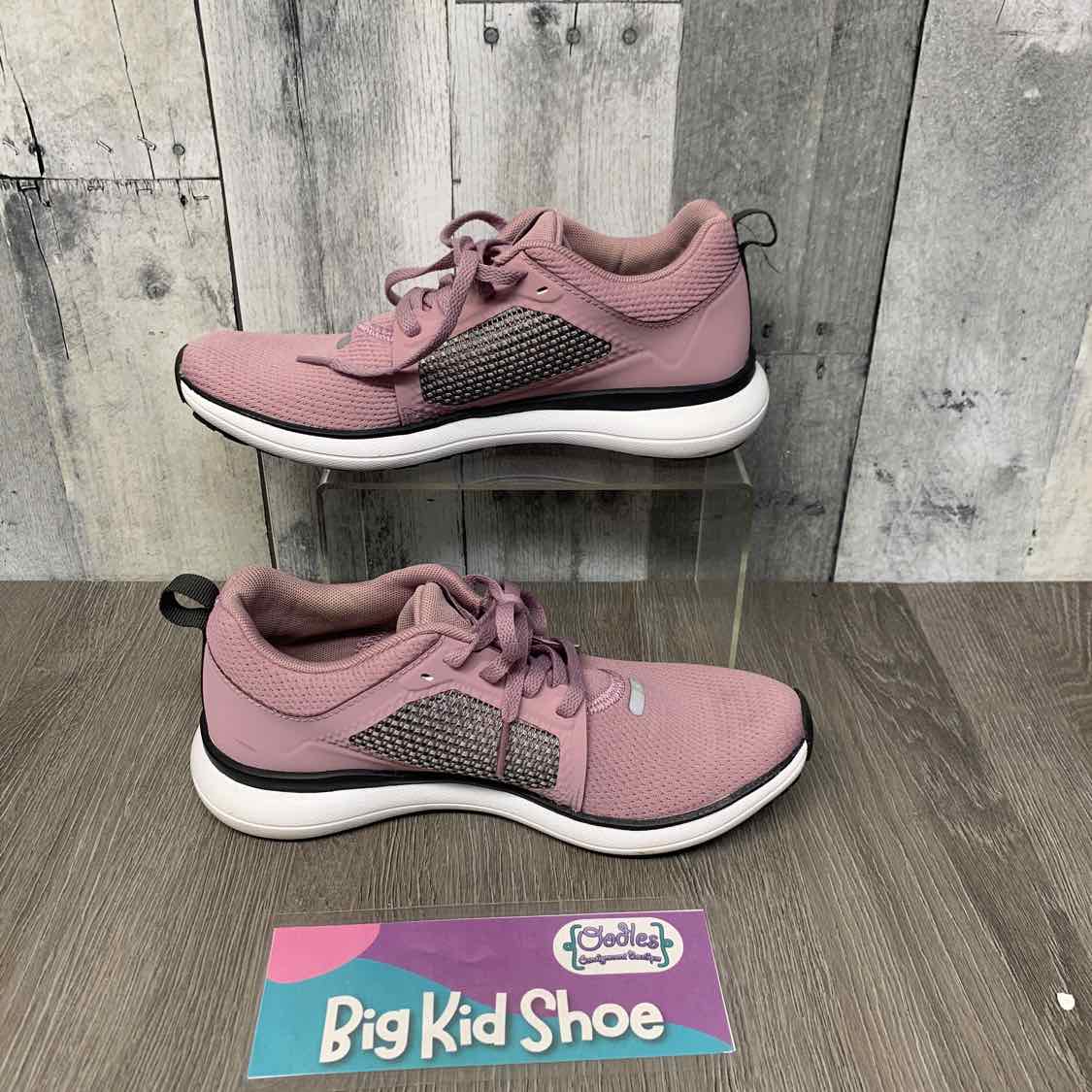 Size 5 Pink Reebok Sneakers