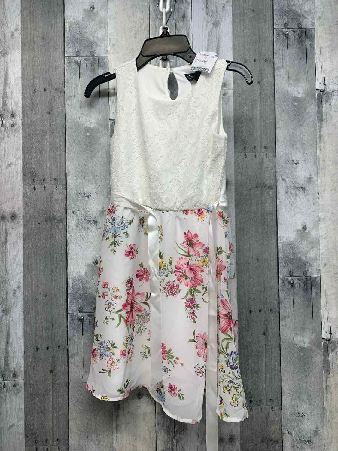 Size 10 White/Pink B Brand Dress