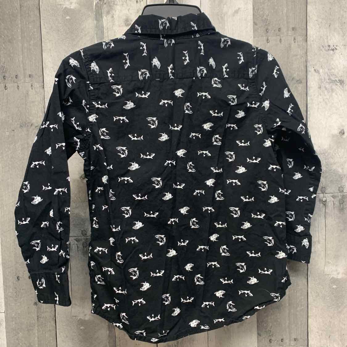 Size 6 Black Print Mid Brand LS Button Up