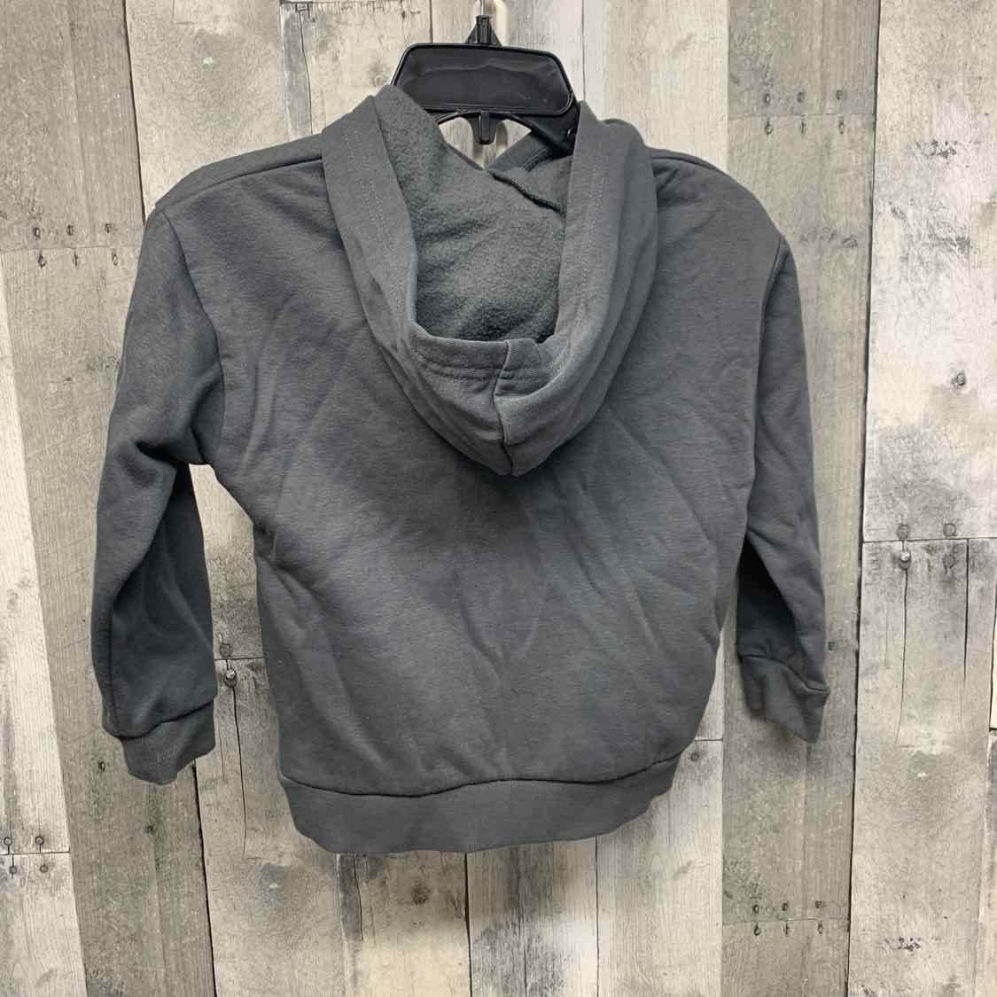 Size 4/5 Gray Graphic Marvel Pull Over