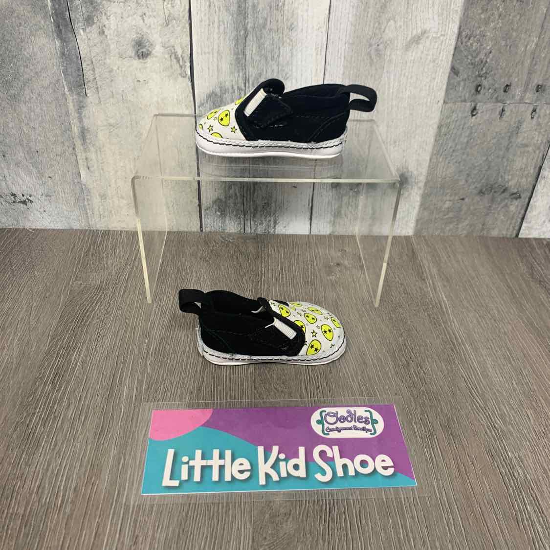 Size 1 White/Black Vans Soft Sole Shoes