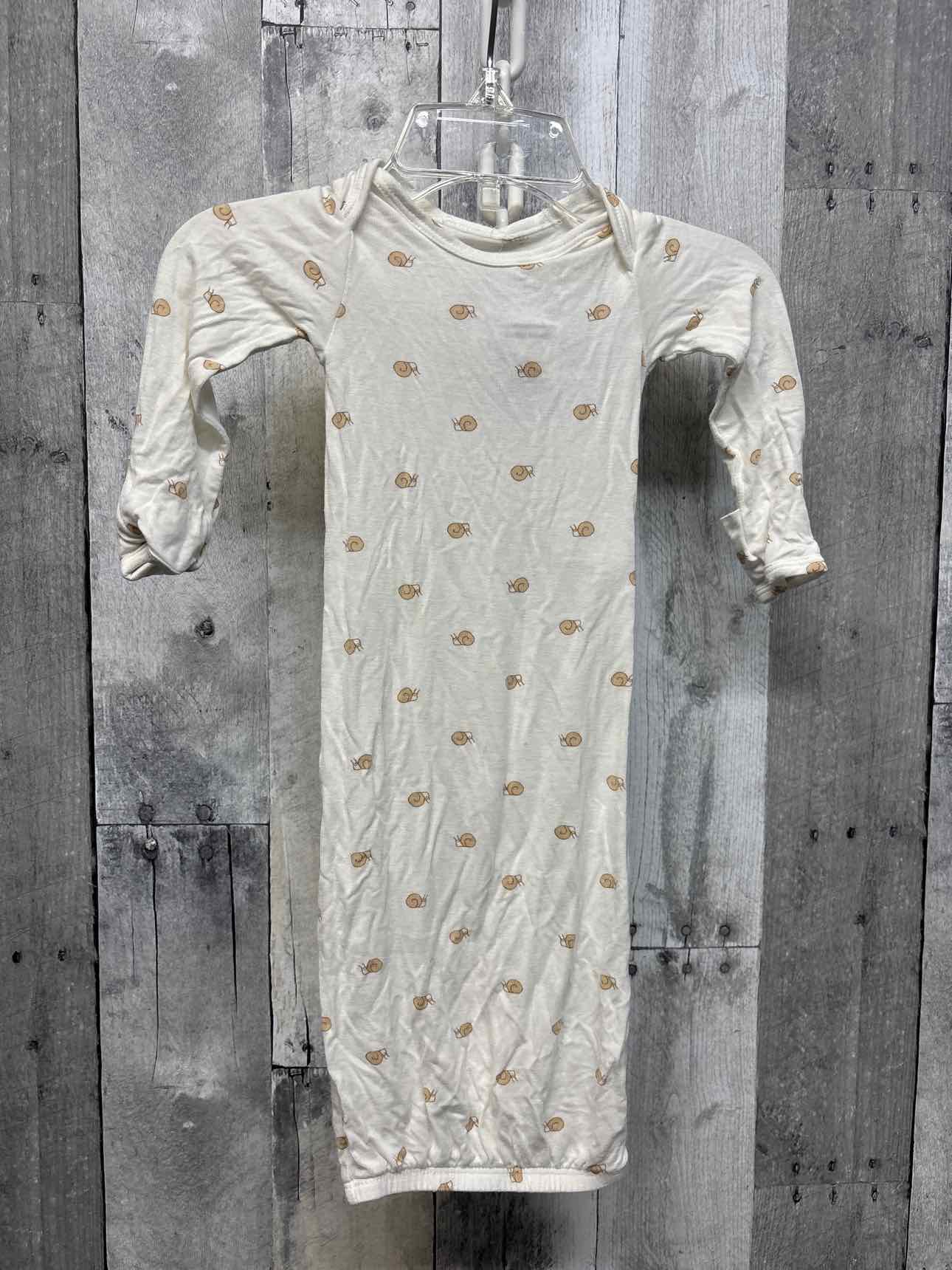 Size Newborn White Print Carter's Layette