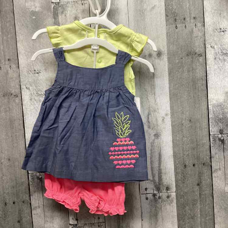 Size 12 Months Green/Pink Just One You Shirt/Shorts