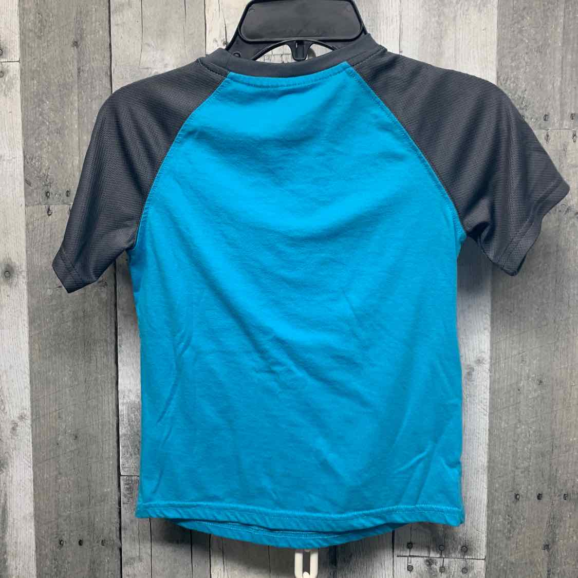 Size 5/6 Gray/Blue New Balance T Shirt