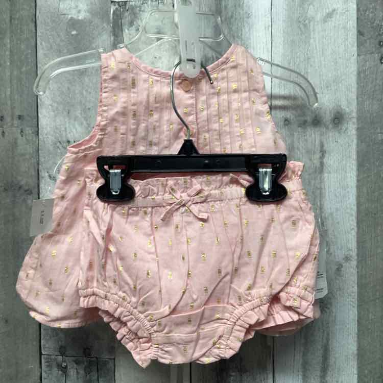 Size 12-18 Months Pink/Gold Old Navy Shirt/Shorts