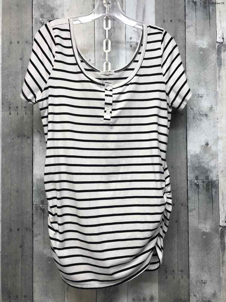 Size XL Black Striped Mid Brand T Shirt