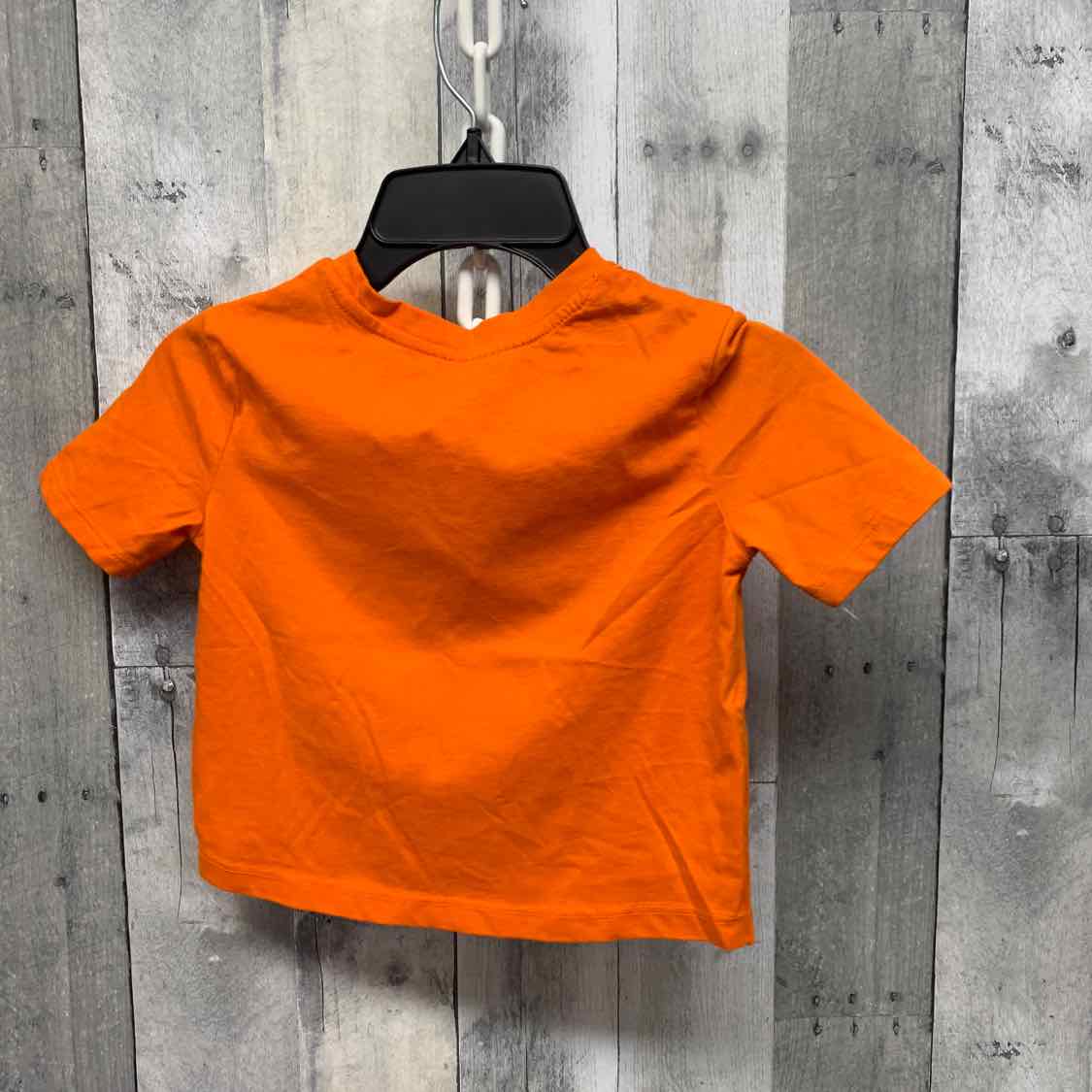 Size 4/5 Orange Graphic Holiday Brands T Shirt