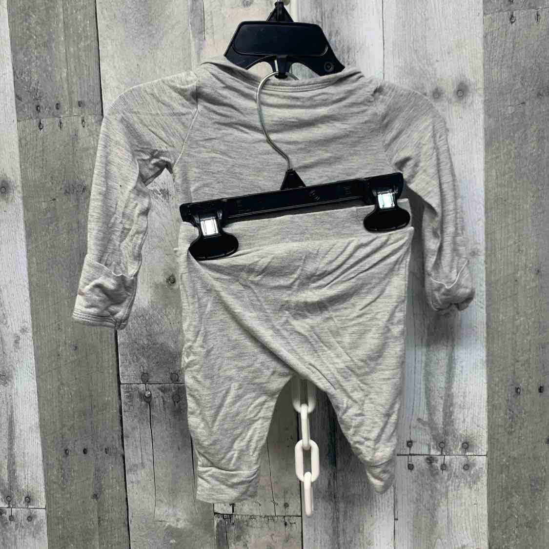 Size 3 Months Gray Just One You 2pc PJs