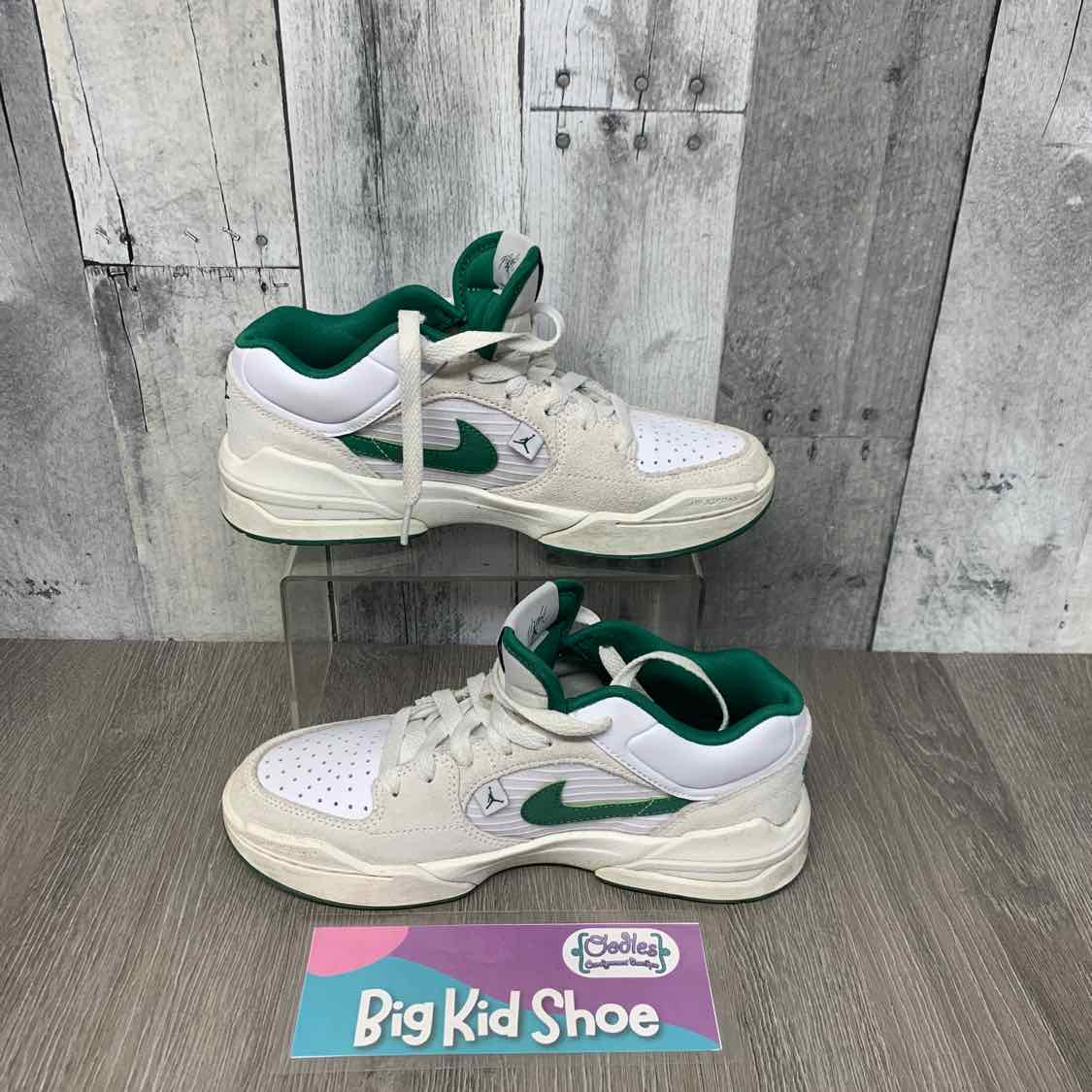 Size 4.5 White/Green Sport Brand Sneakers