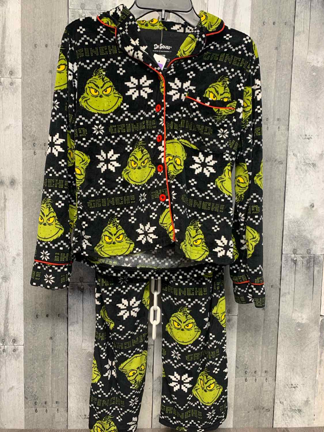 Size 7/8 Black Print Dr Seuss 2pc PJs
