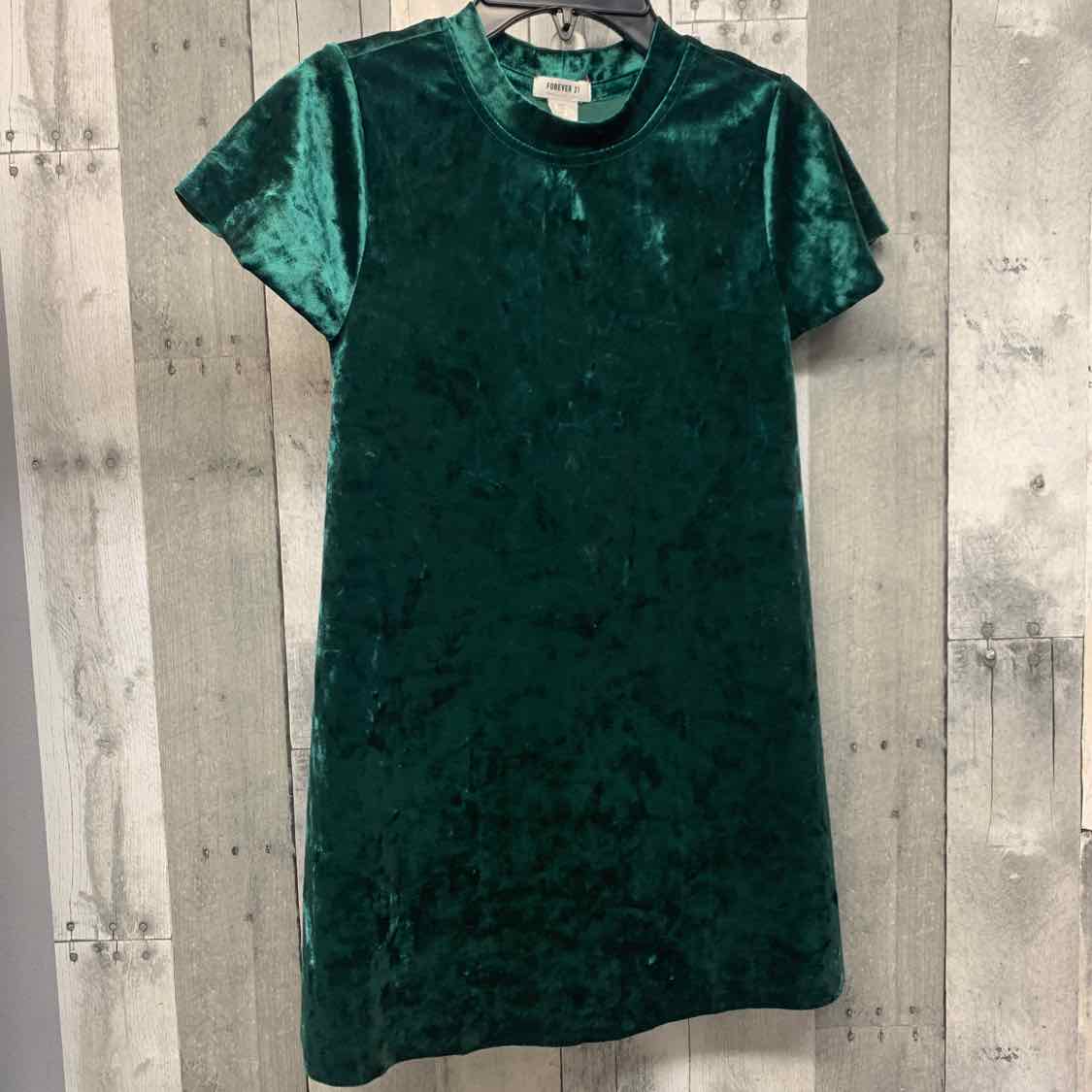 Size 9/10 Green Forever21 Dress