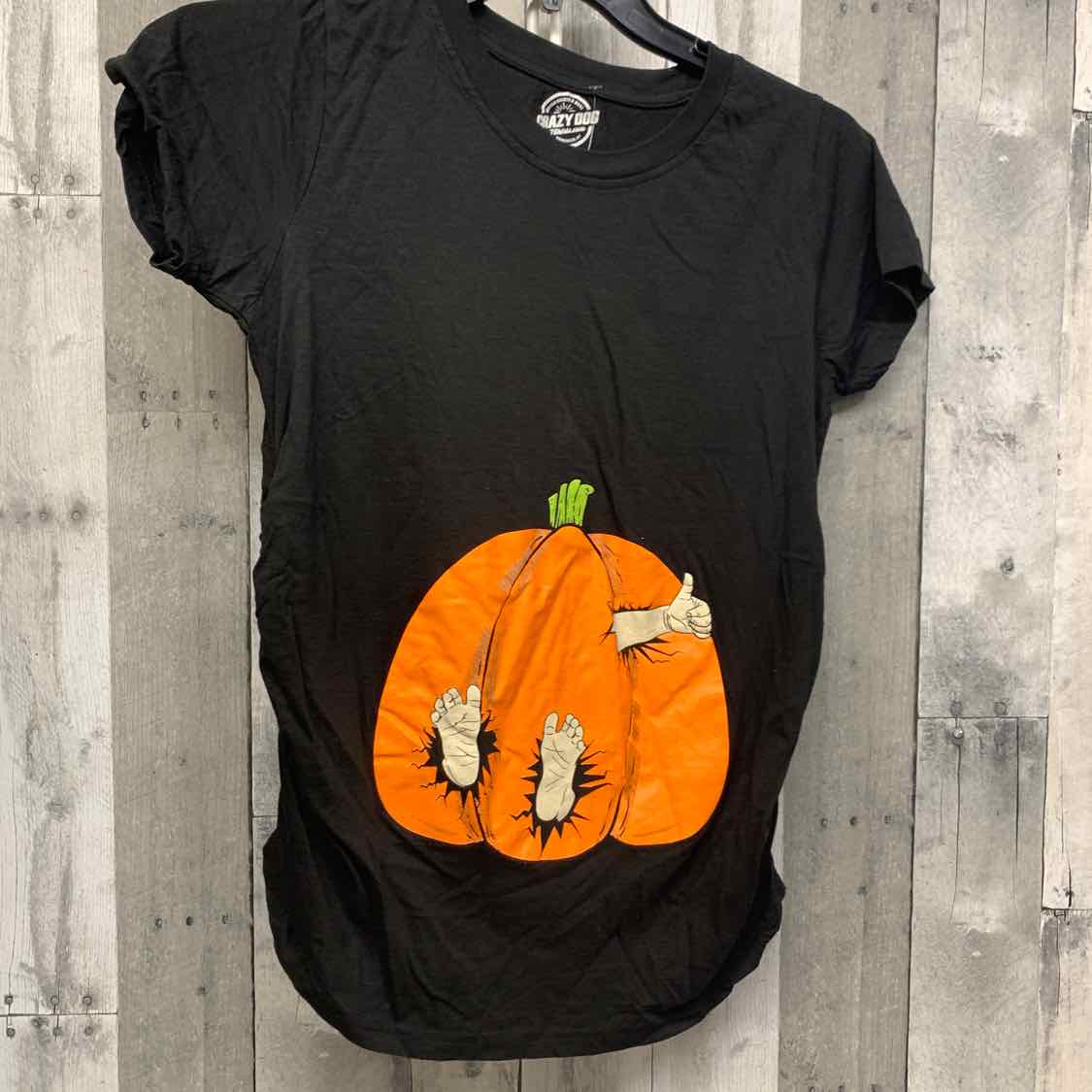 Size M Black Graphic B Brand T Shirt