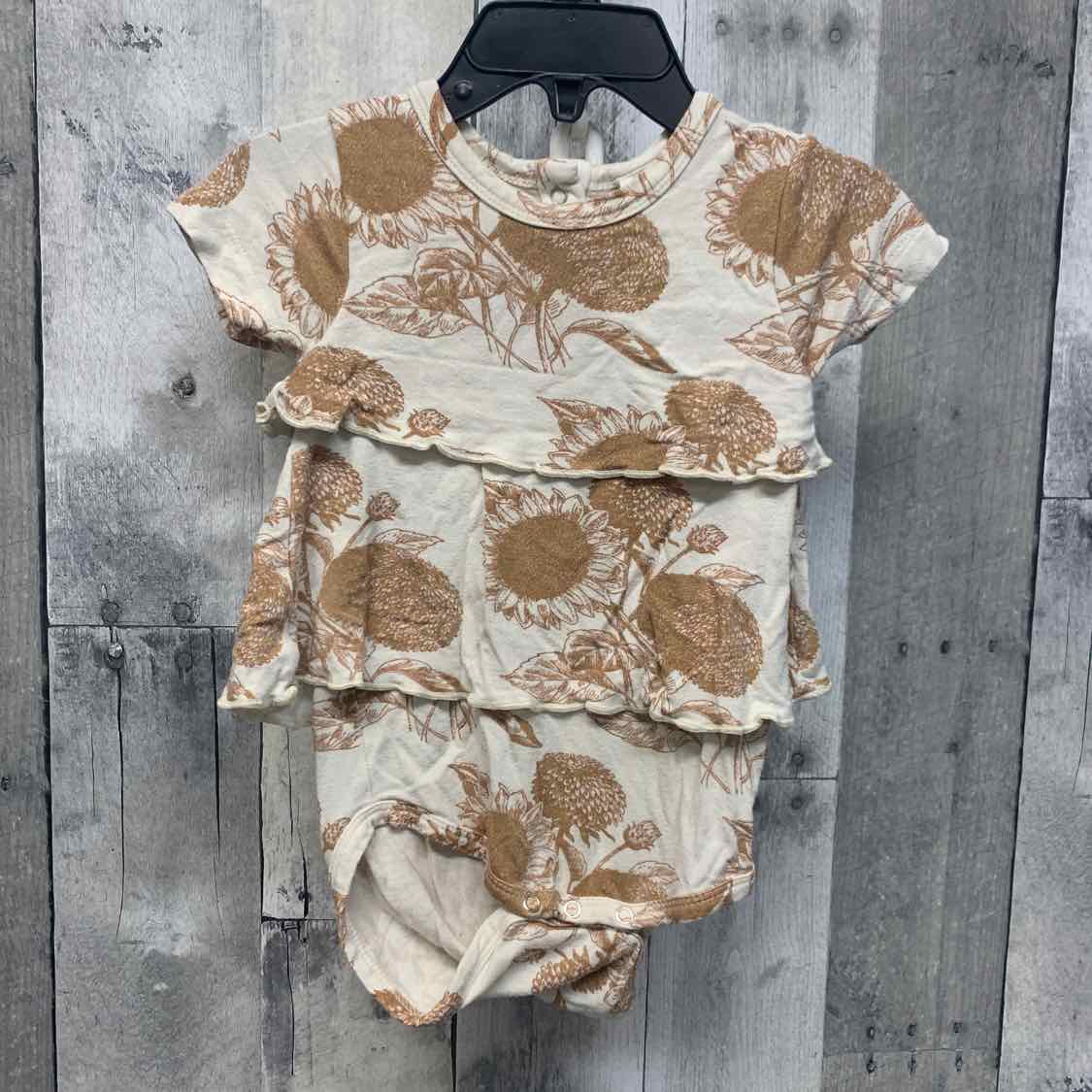 Size 6-12 Months Tan Graphic Kate Quinn Romper