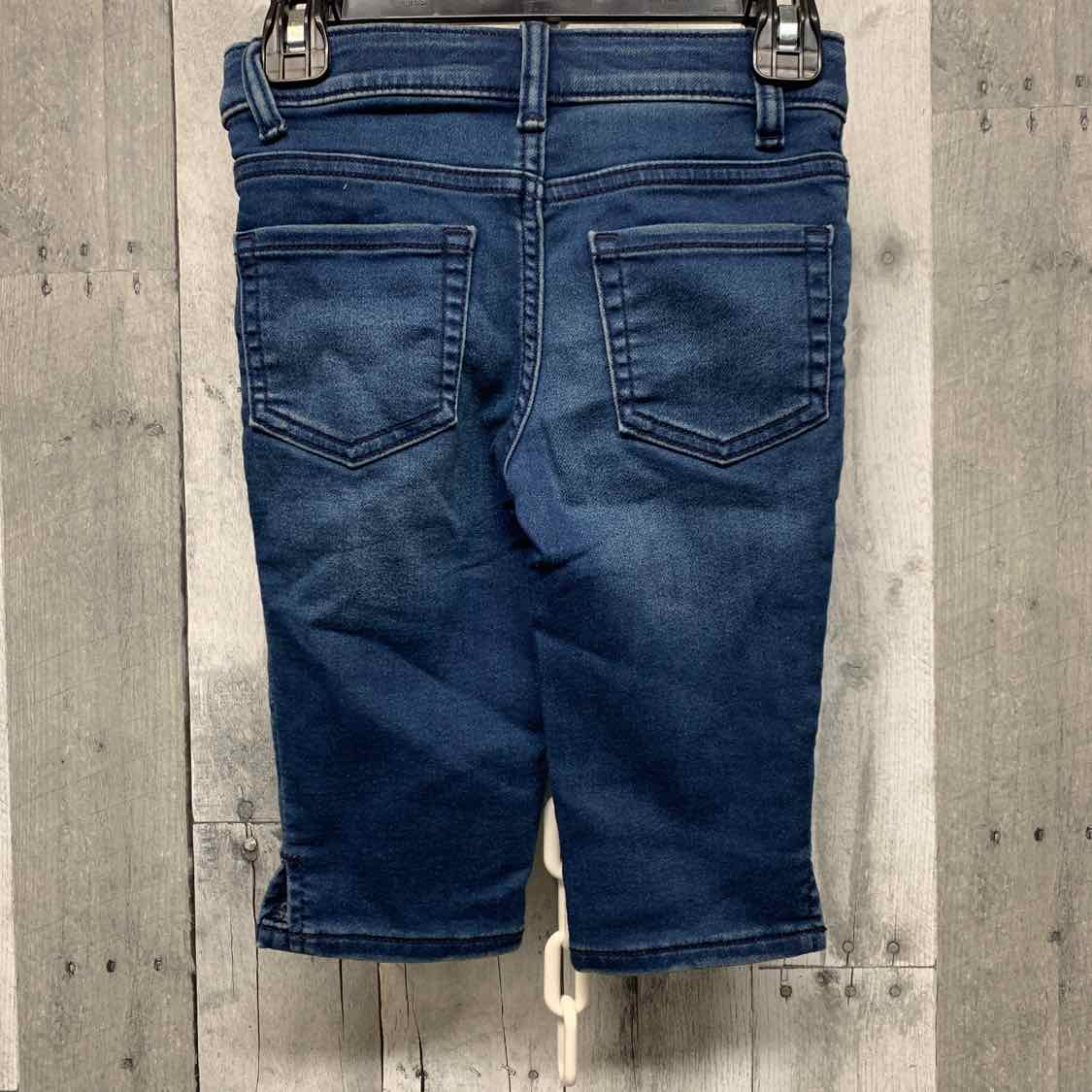 Size 4/5 Pink Cat & Jack Capris