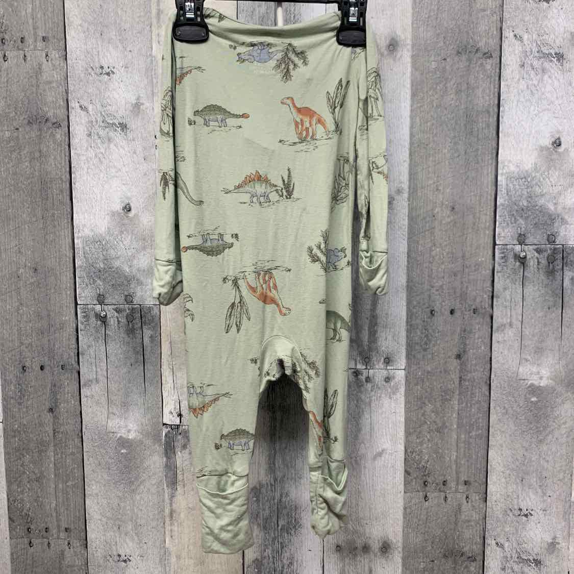 Size 6 Months Green Print Carter's Footy PJs