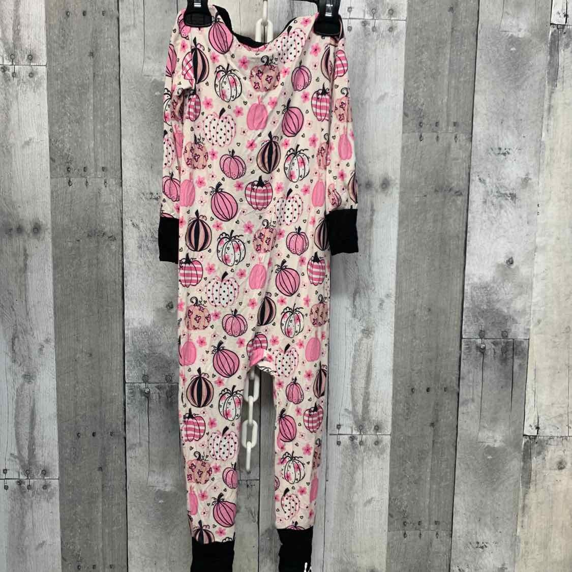 Size 2T White/Pink Bamboo Footy PJs