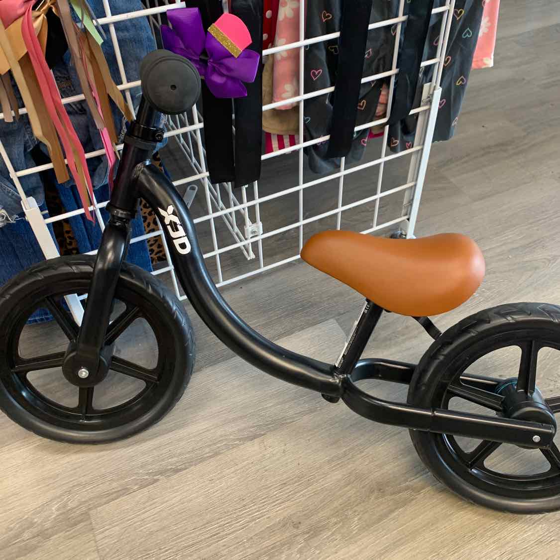 Generic Black/Brown Bike