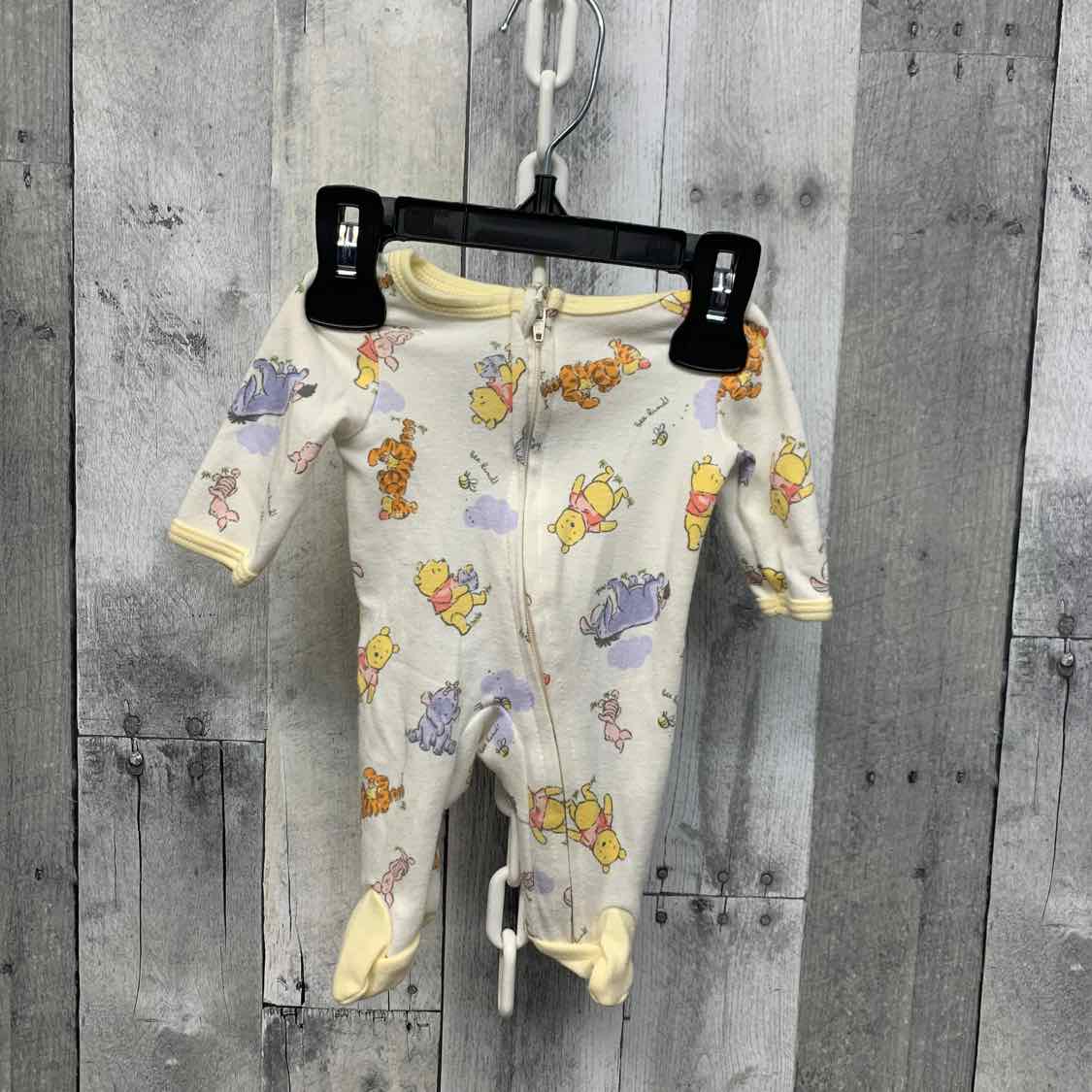 Size Preemie White/Yellow Disney Footy PJs