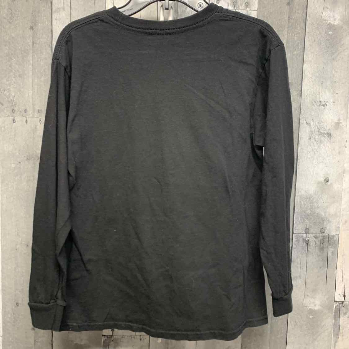 Size Medium Black Graphic Mid Brand Long Sleeve Shirt