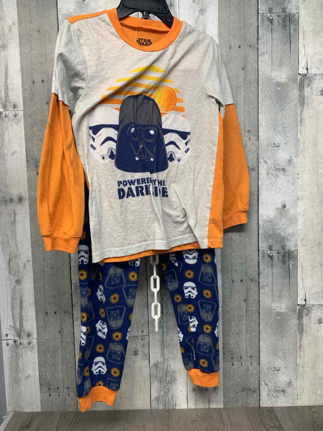 Size Medium Gray/Orange Star Wars 2pc PJs