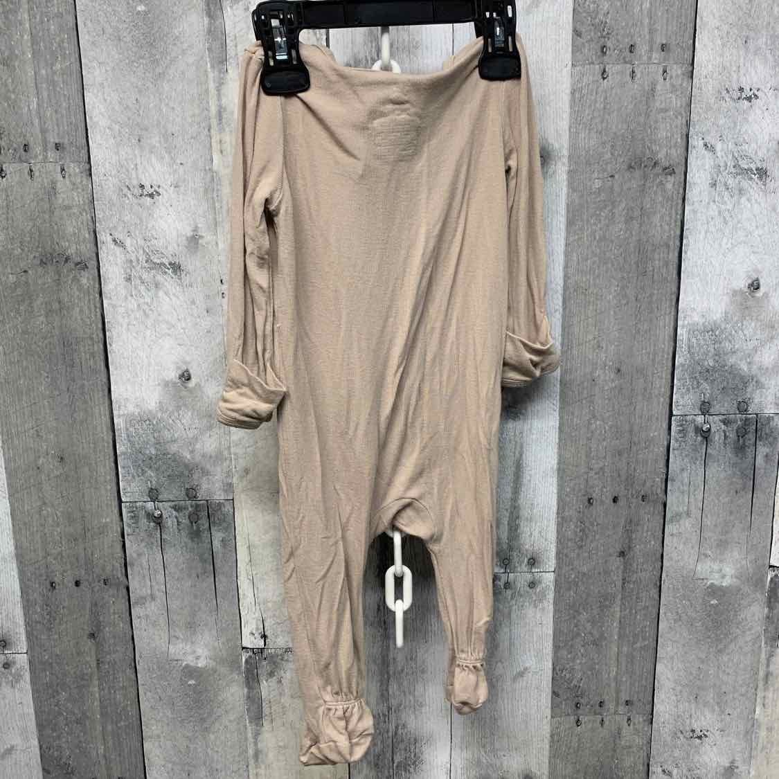 Size 3-6 Months Tan Cloud Island Footy PJs