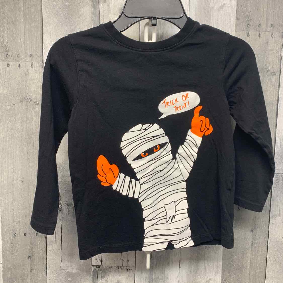 Size 5/6 Black Graphic H&M Long Sleeve Shirt