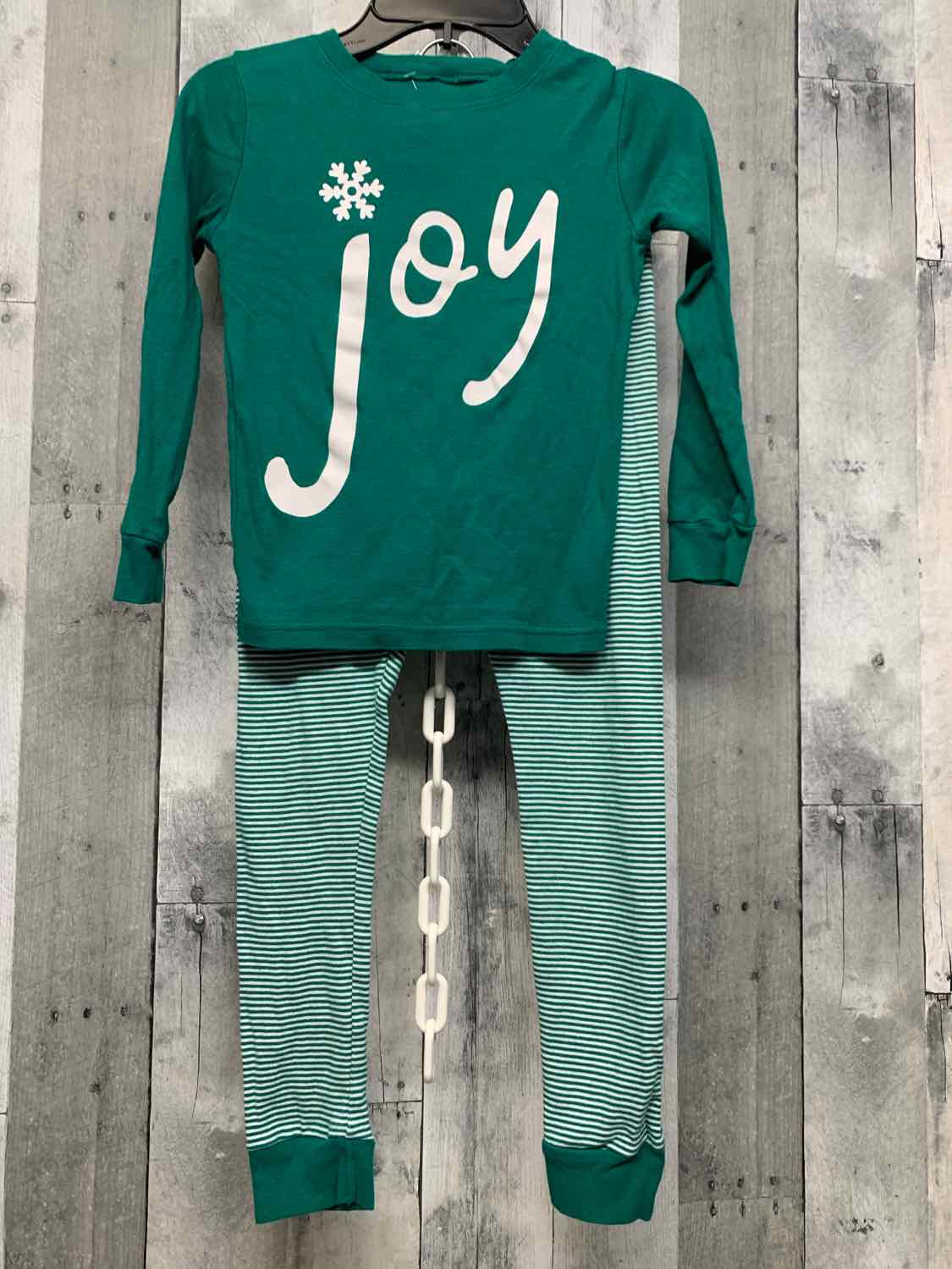 Size 7 Green/White Carter's 2pc PJs