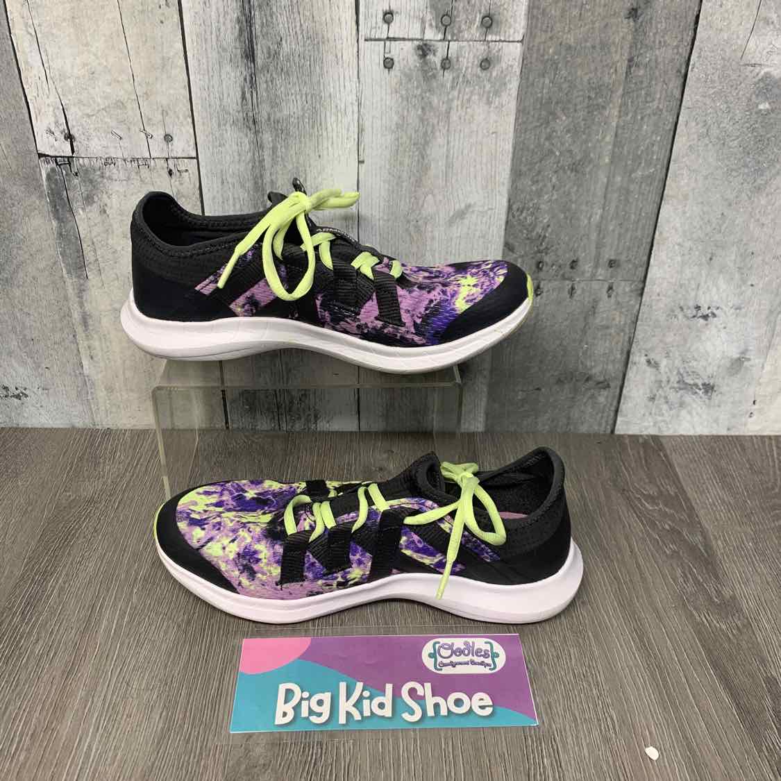 Size 5 Gray/Purple Sport Brand Sneakers