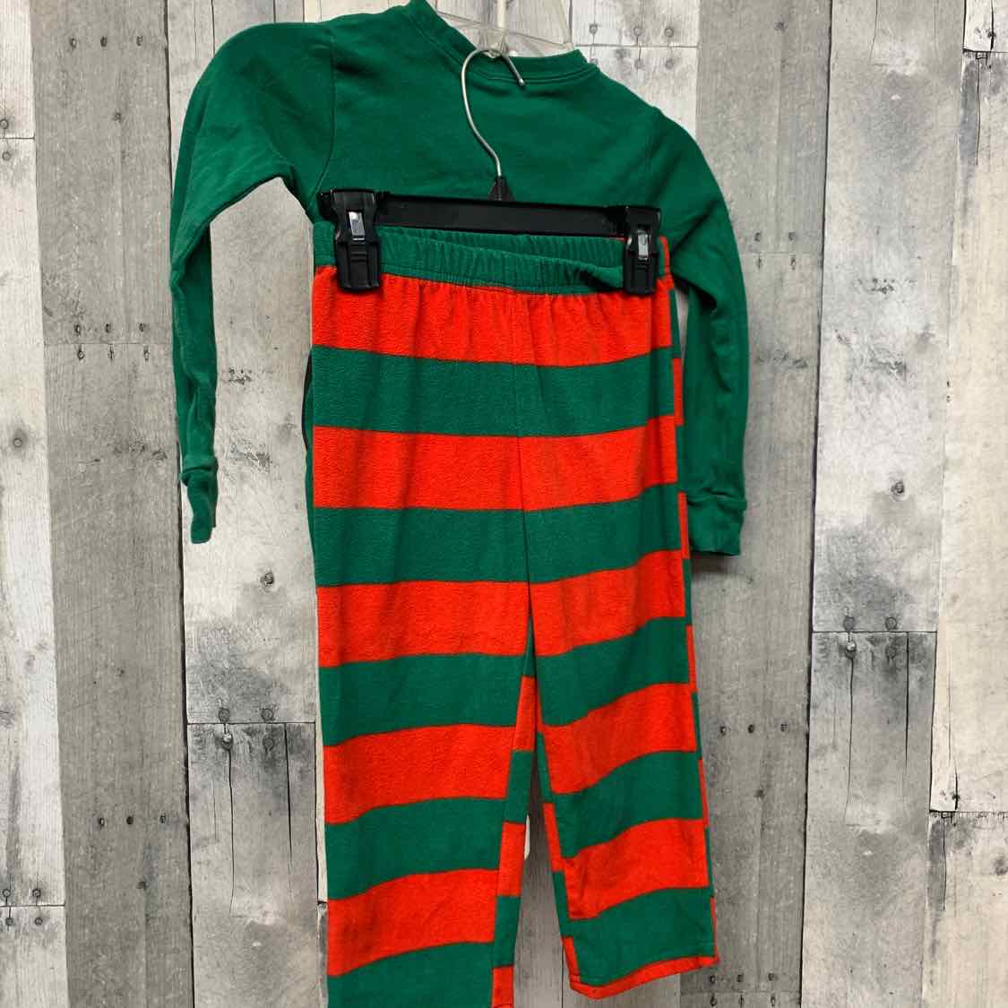 Size 4T Green/Red Carter's 2pc PJs