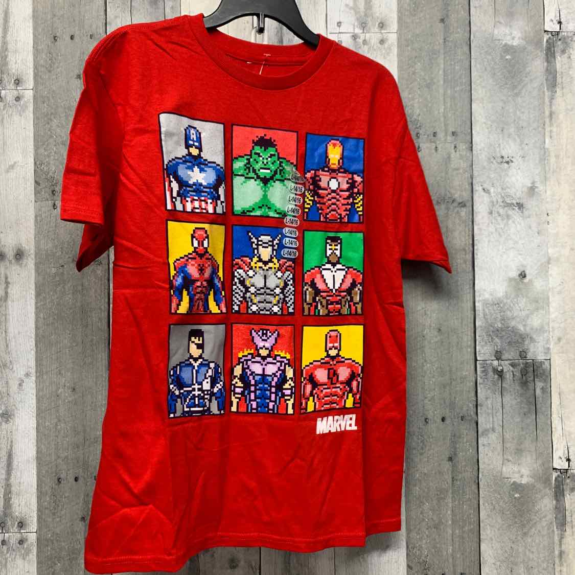 Size 14/16 Red Graphic Marvel T Shirt - OodlesCB