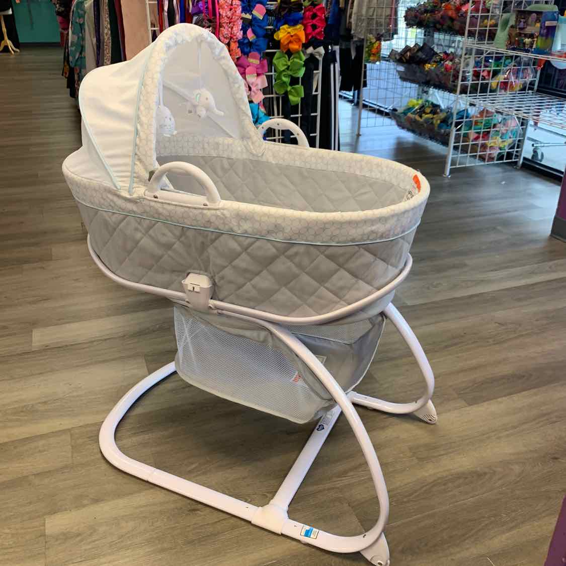 Delta White/Blue Bassinet