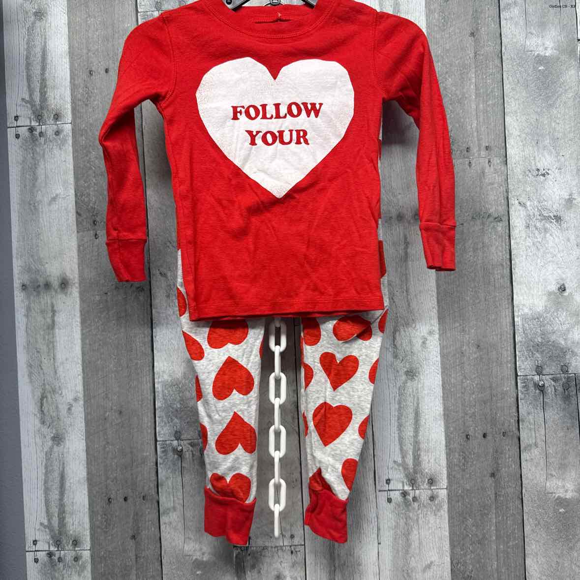 Size 5 Red/Gray Old Navy 2pc PJs