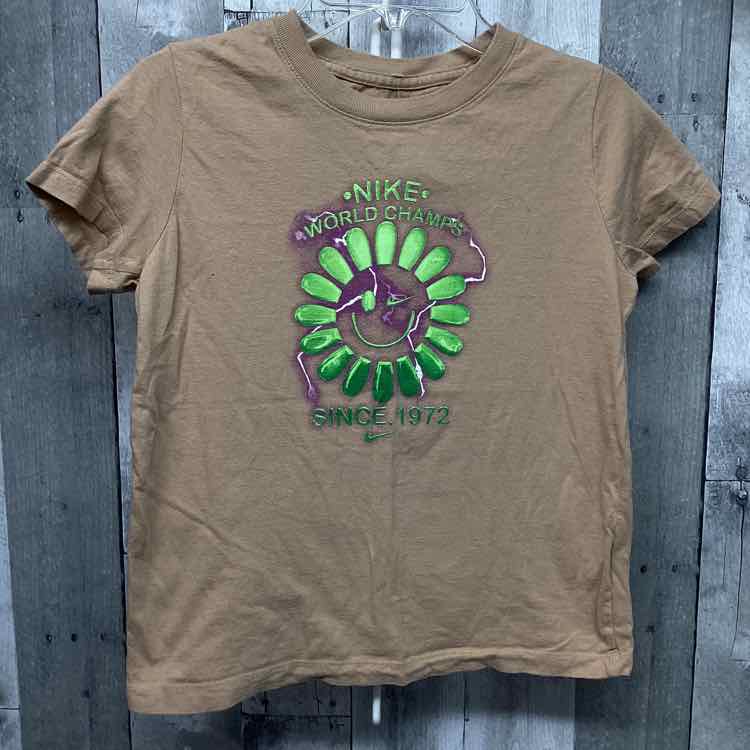 Size Medium Tan/Green Sport Brand T Shirt - OodlesCB