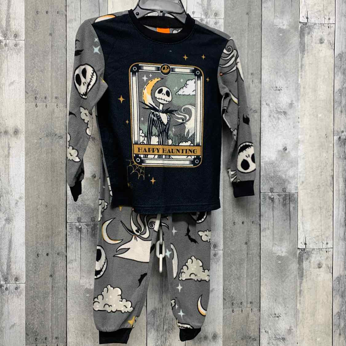 Size 5T Black/Gray Disney 2pc PJs