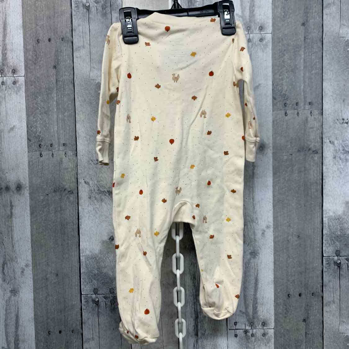 Size 9 Months Ivory Graphic Carter's Footy PJs