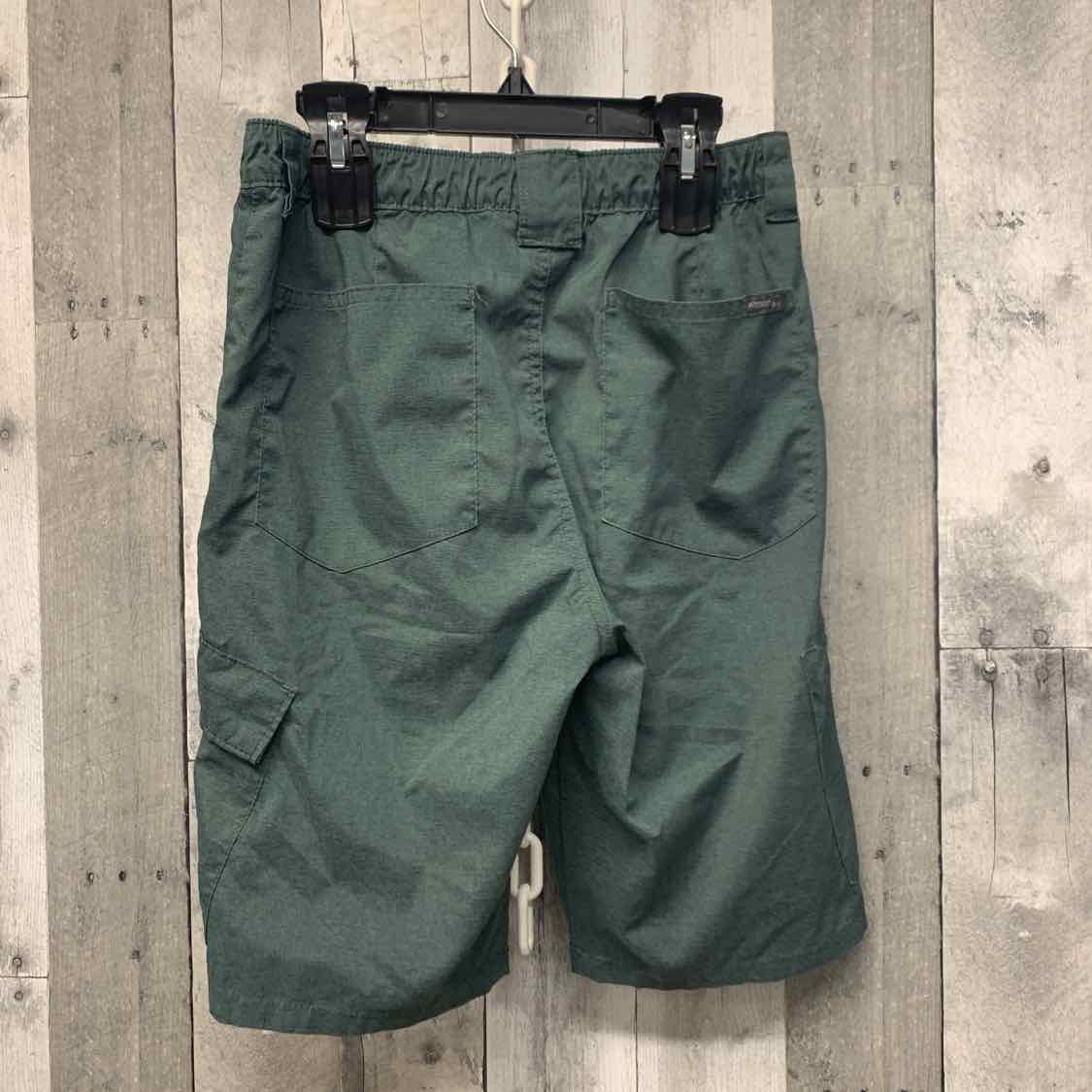 Size 14/16 Green Wrangler Shorts - OodlesCB