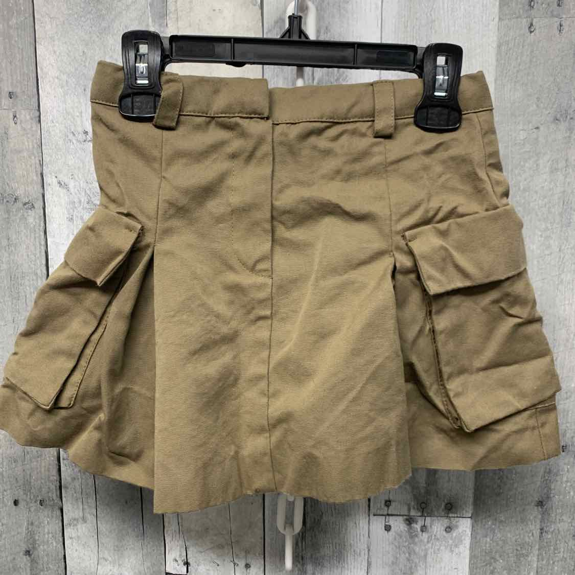 Size 8 Green Zara Skirt