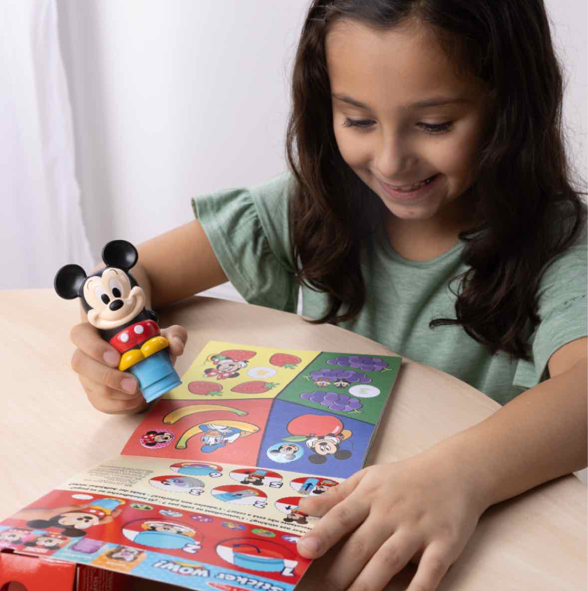 Melissa & Doug Sticker WOW! Mickey