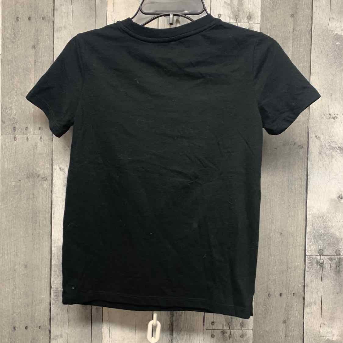 Size 6/7 Black/Orange Cat & Jack T Shirt
