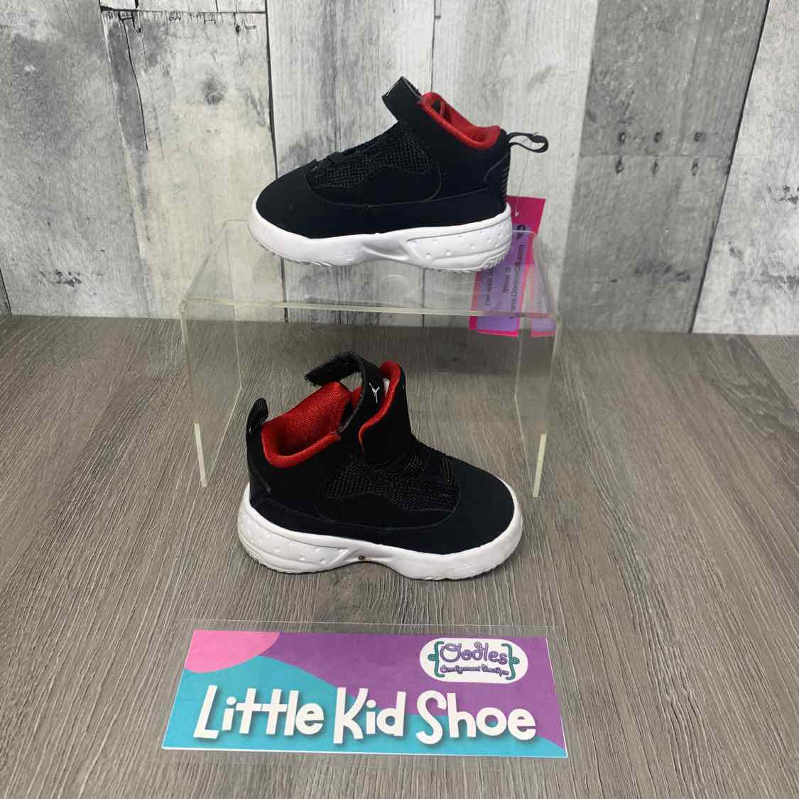 Size 4 Black/White Sport Brand Sneakers
