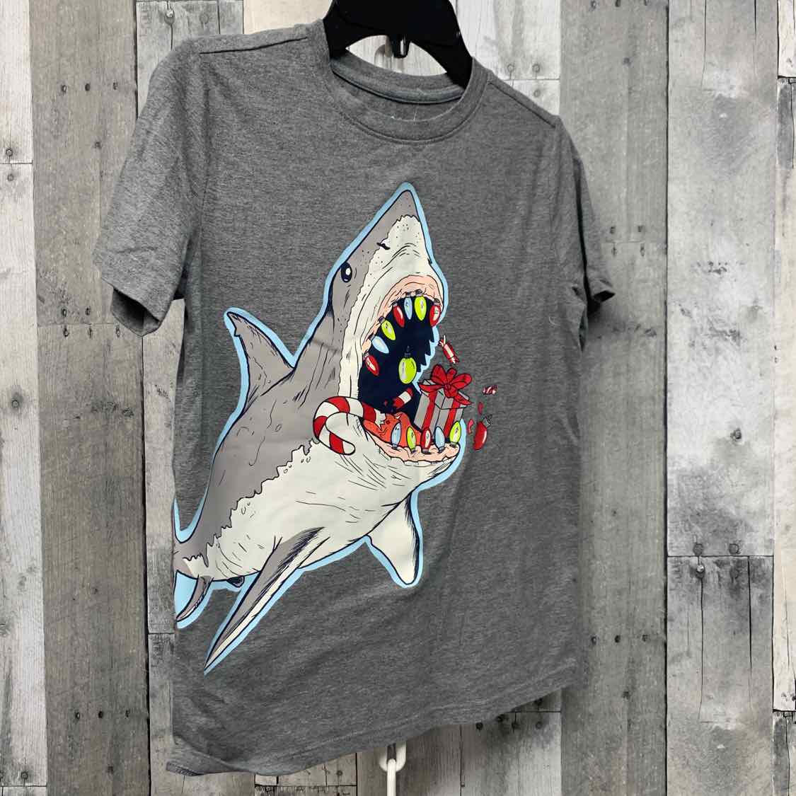 Size Medium Gray Graphic Cat & Jack T Shirt