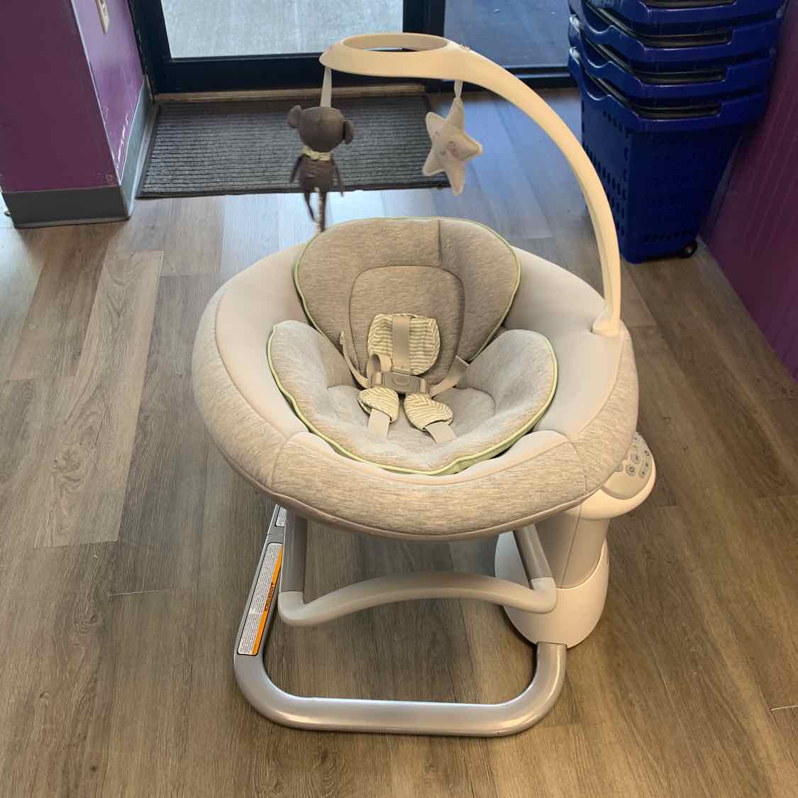 Graco Gray/Mint Swing