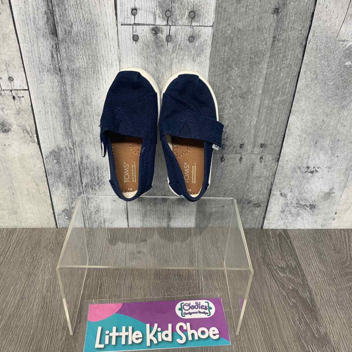Size 5 Navy Toms Loafers