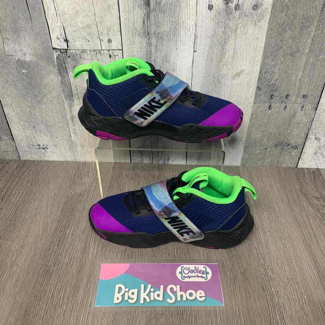 Size 1 Navy/Purple Sport Brand Sneakers