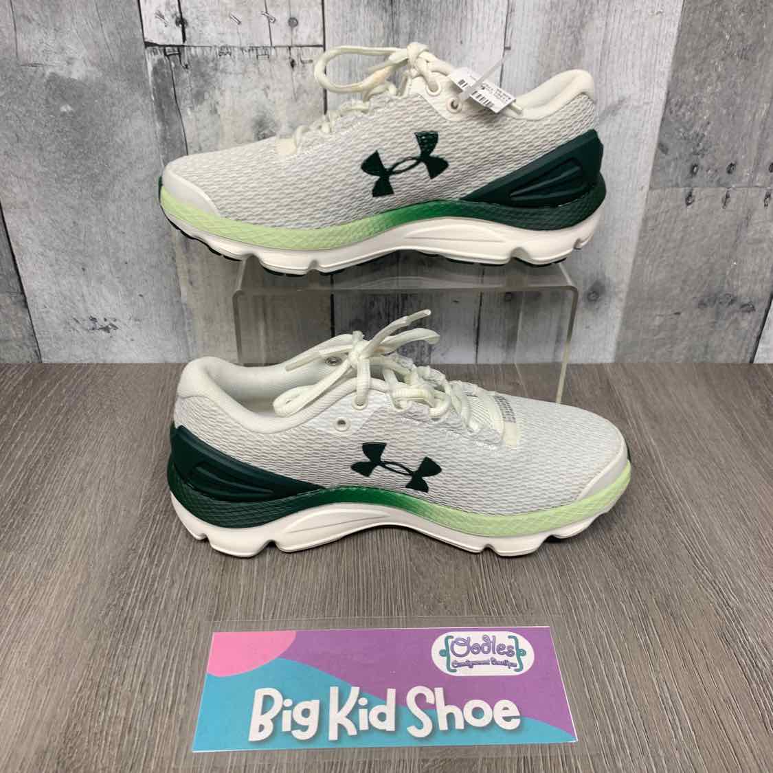 Size 3.5 Green Sport Brand Sneakers