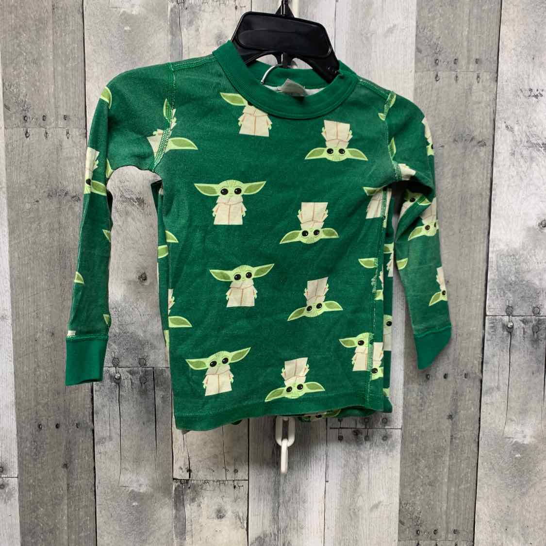 Size 4T Green Graphic Hanna Andersson 2pc PJs