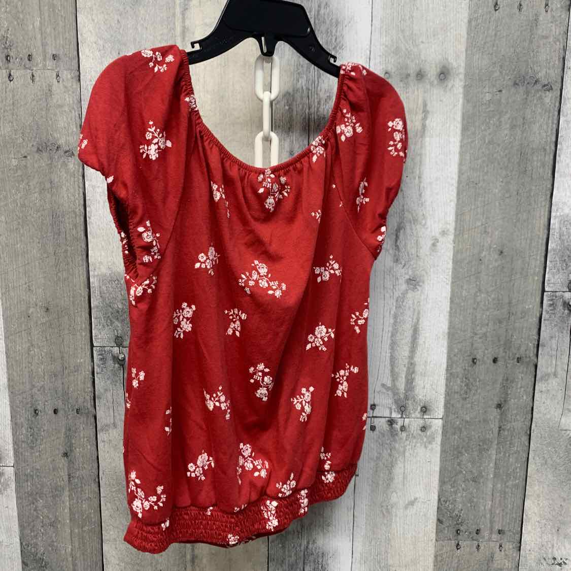 Size 9/10 Red/White Abercrombie T Shirt
