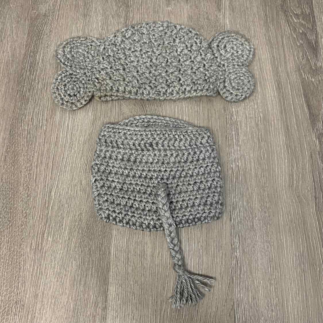 Generic Gray Photo Prop