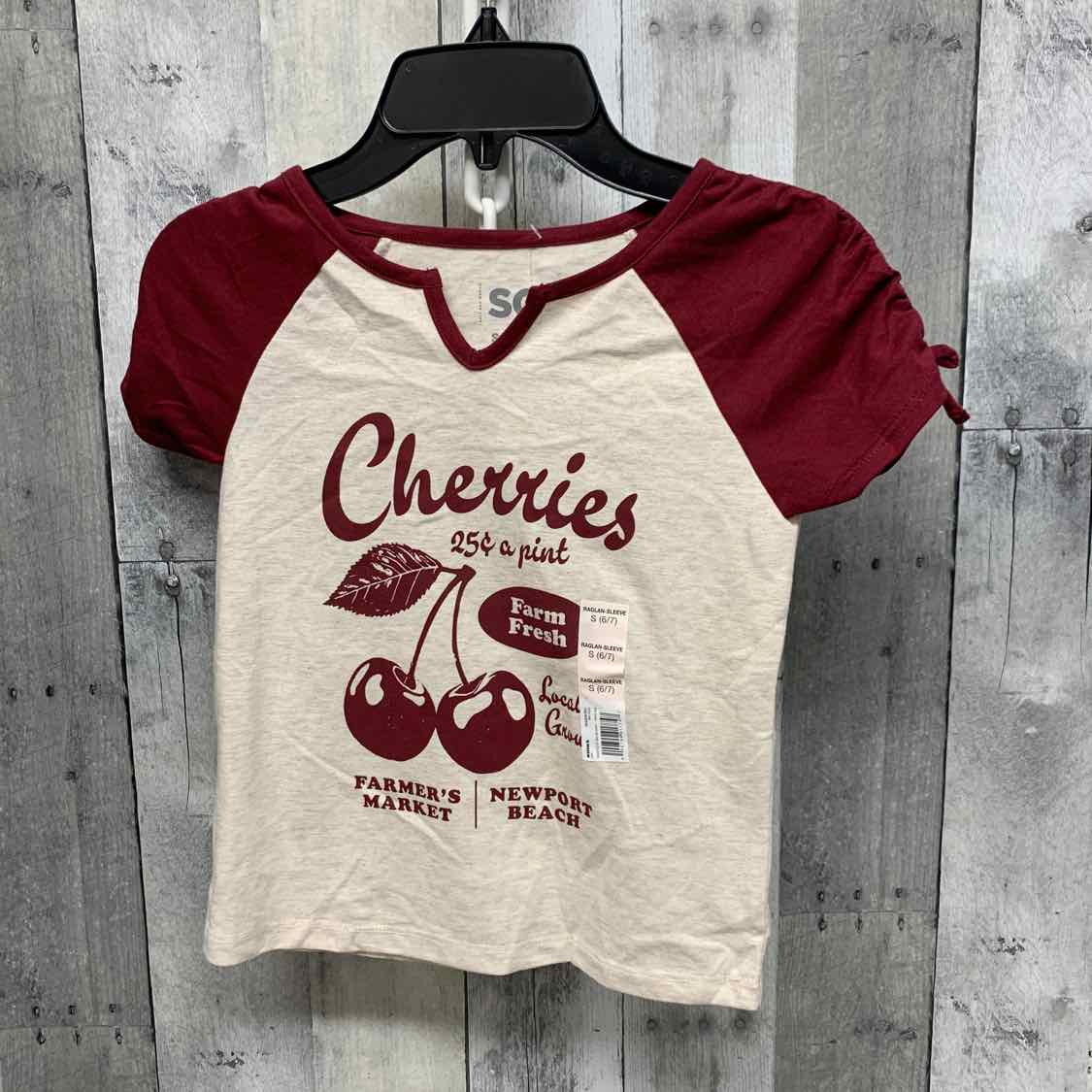 Size 6/7 Burgundy/Ivory SO T Shirt