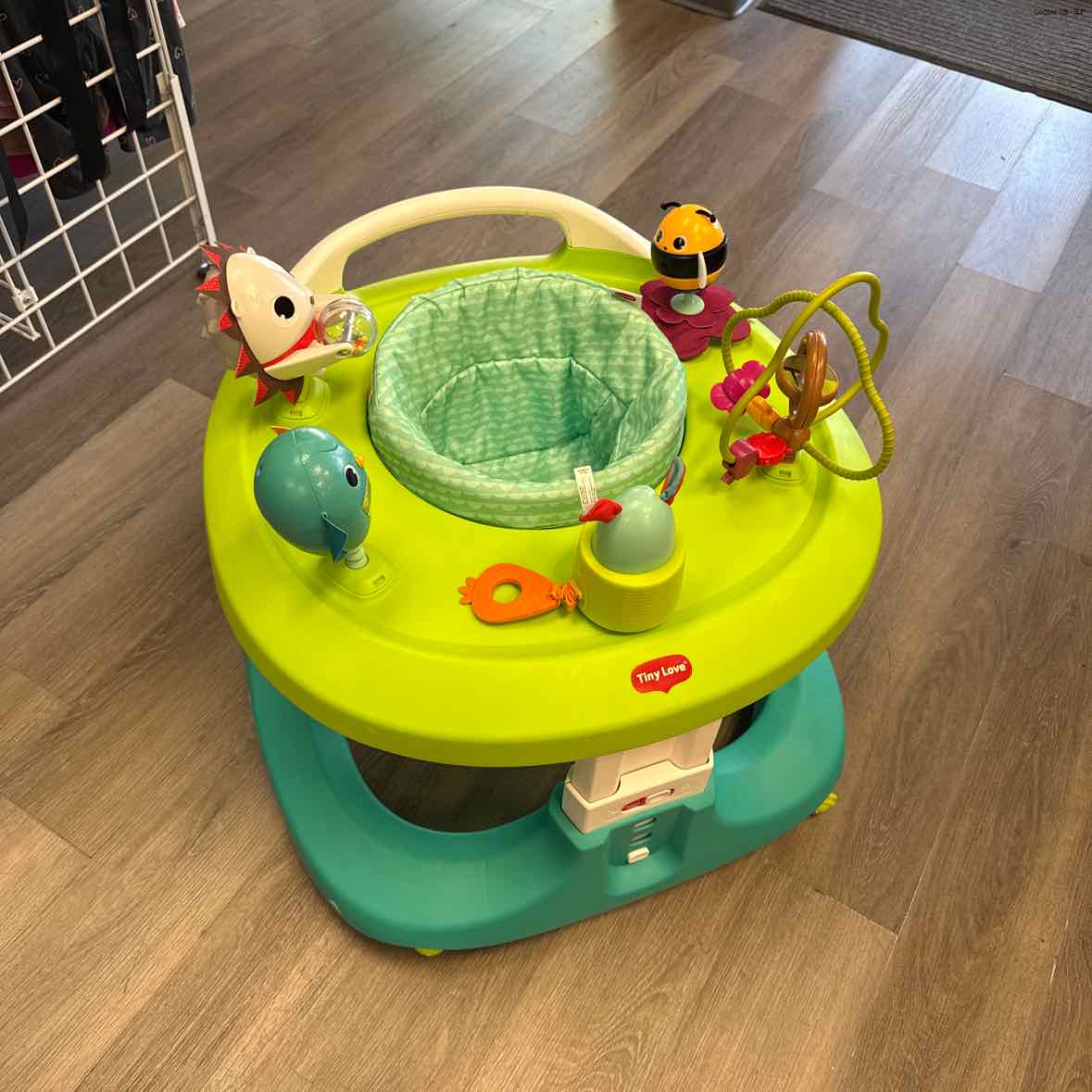 Tiny Love Green Exersaucer